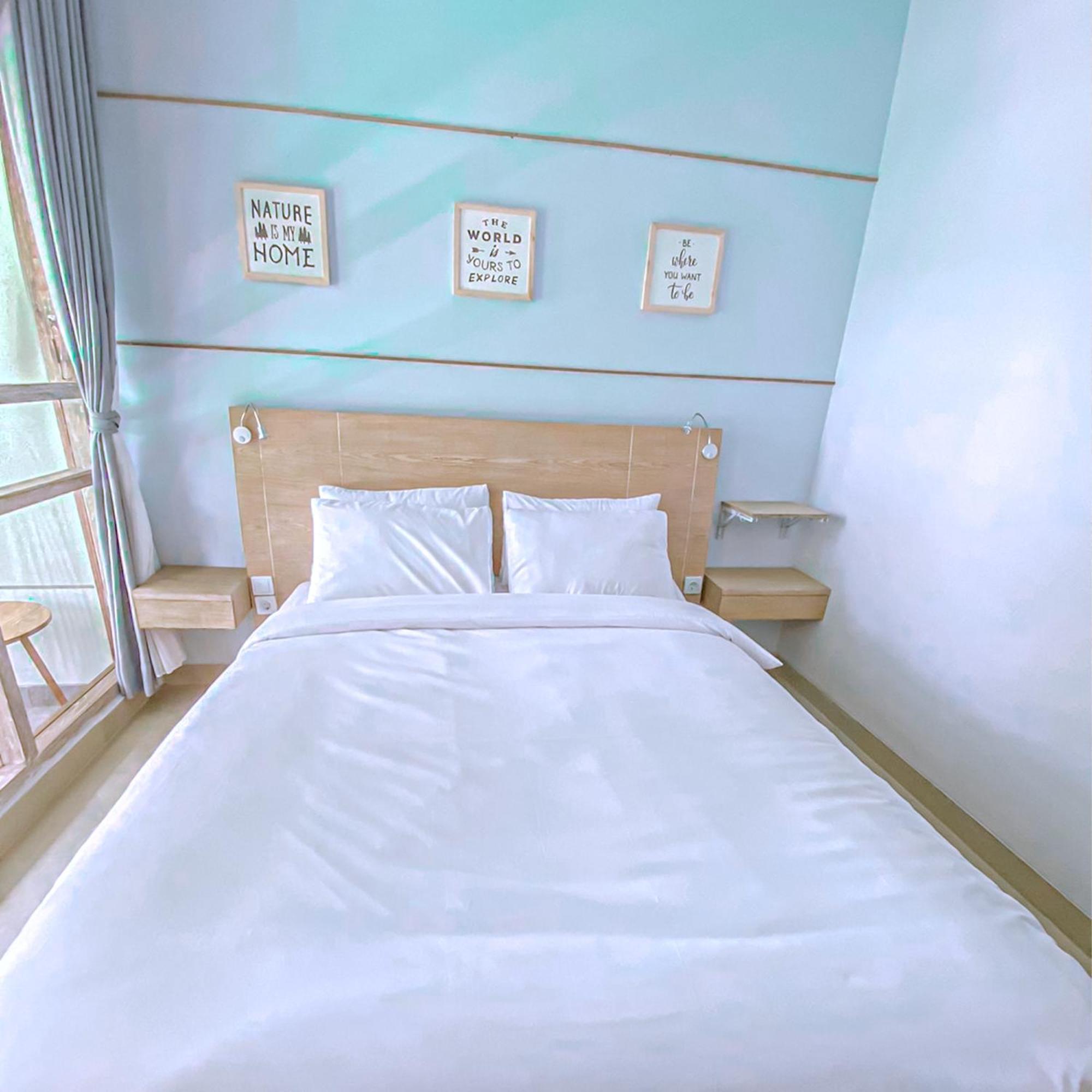 Manuver Surf And Stay Uluwatu Bali Jimbaran  Exterior photo