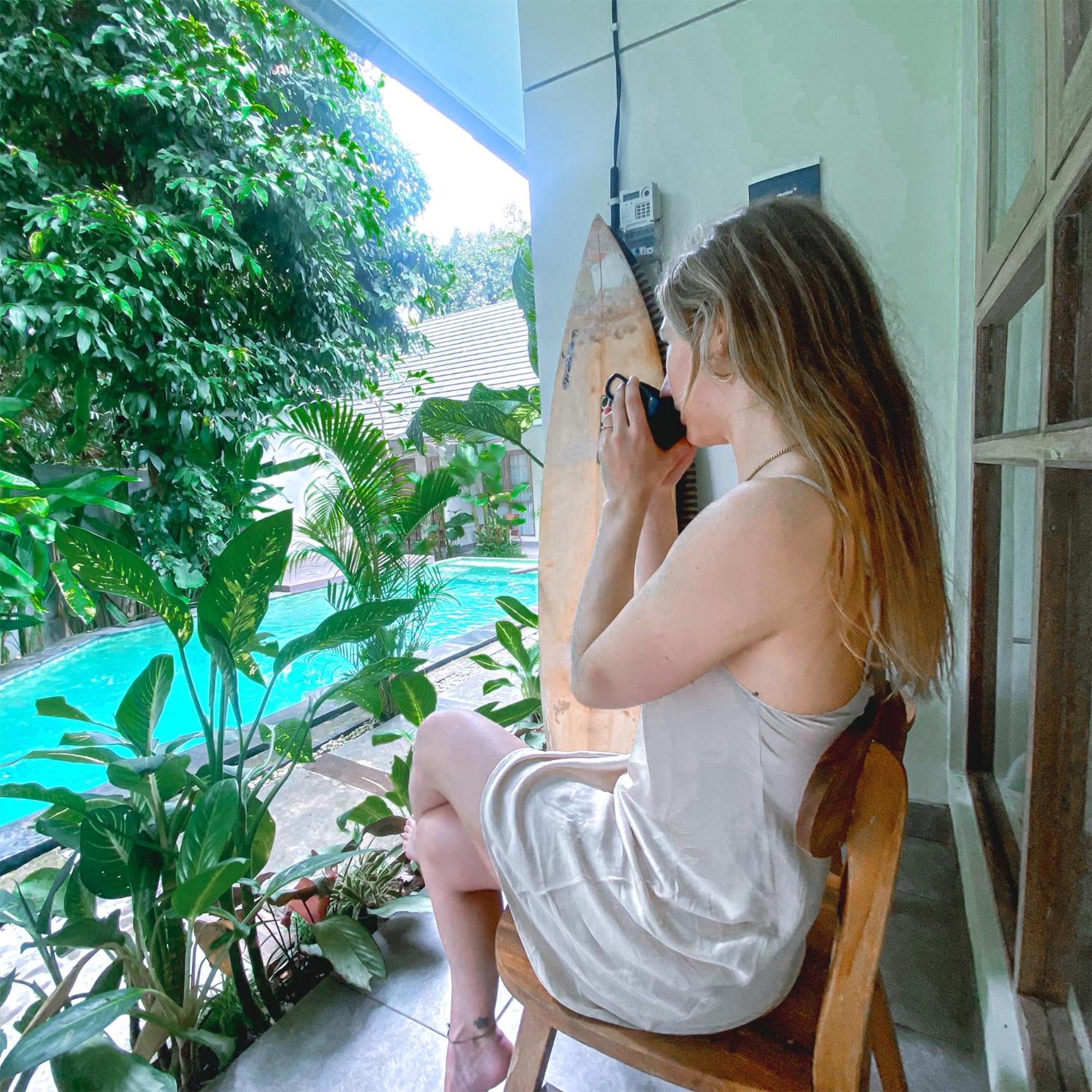 Manuver Surf And Stay Uluwatu Bali Jimbaran  Exterior photo